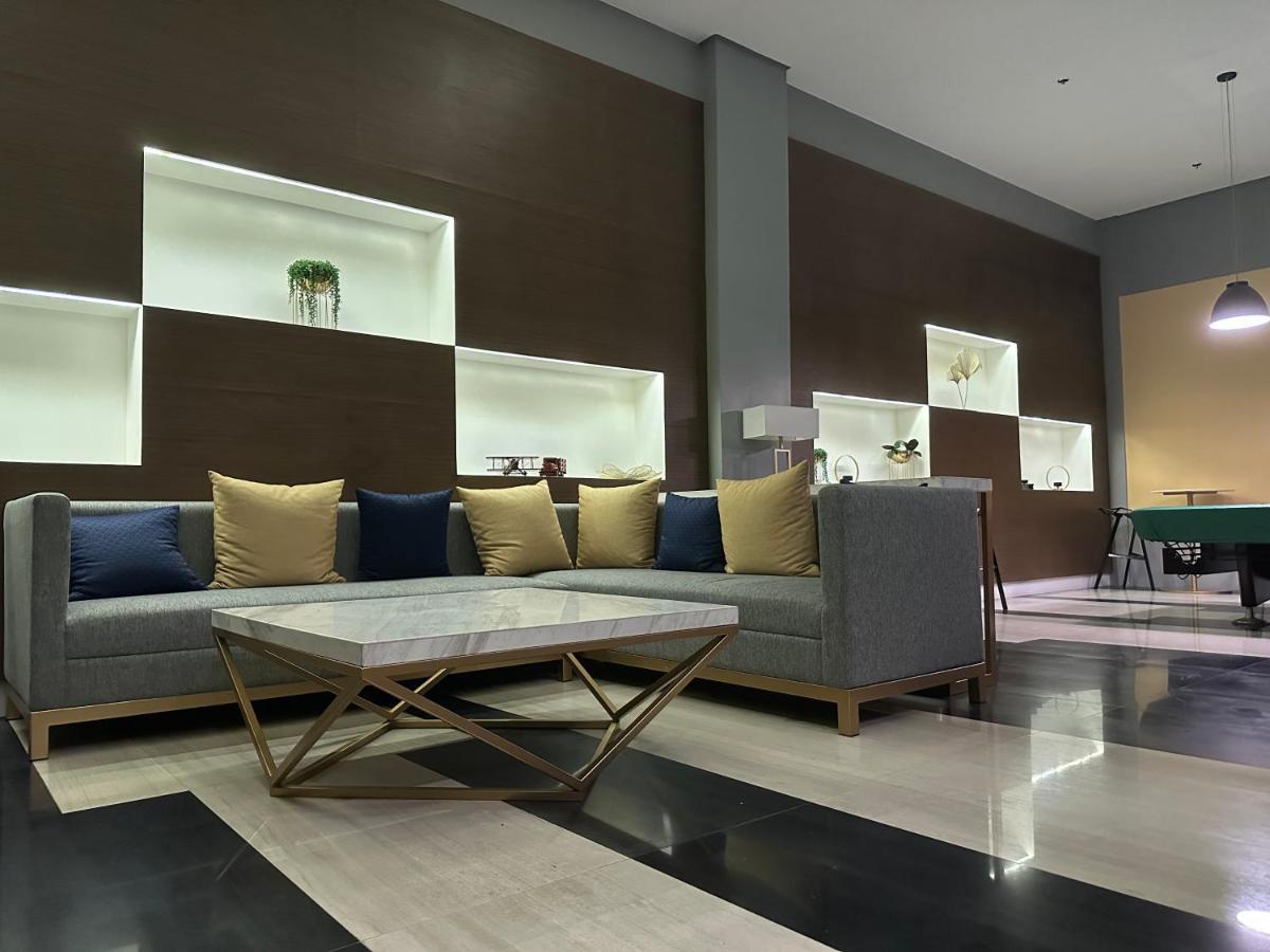 Апартаменты The Radiance Manila Bay Экстерьер фото