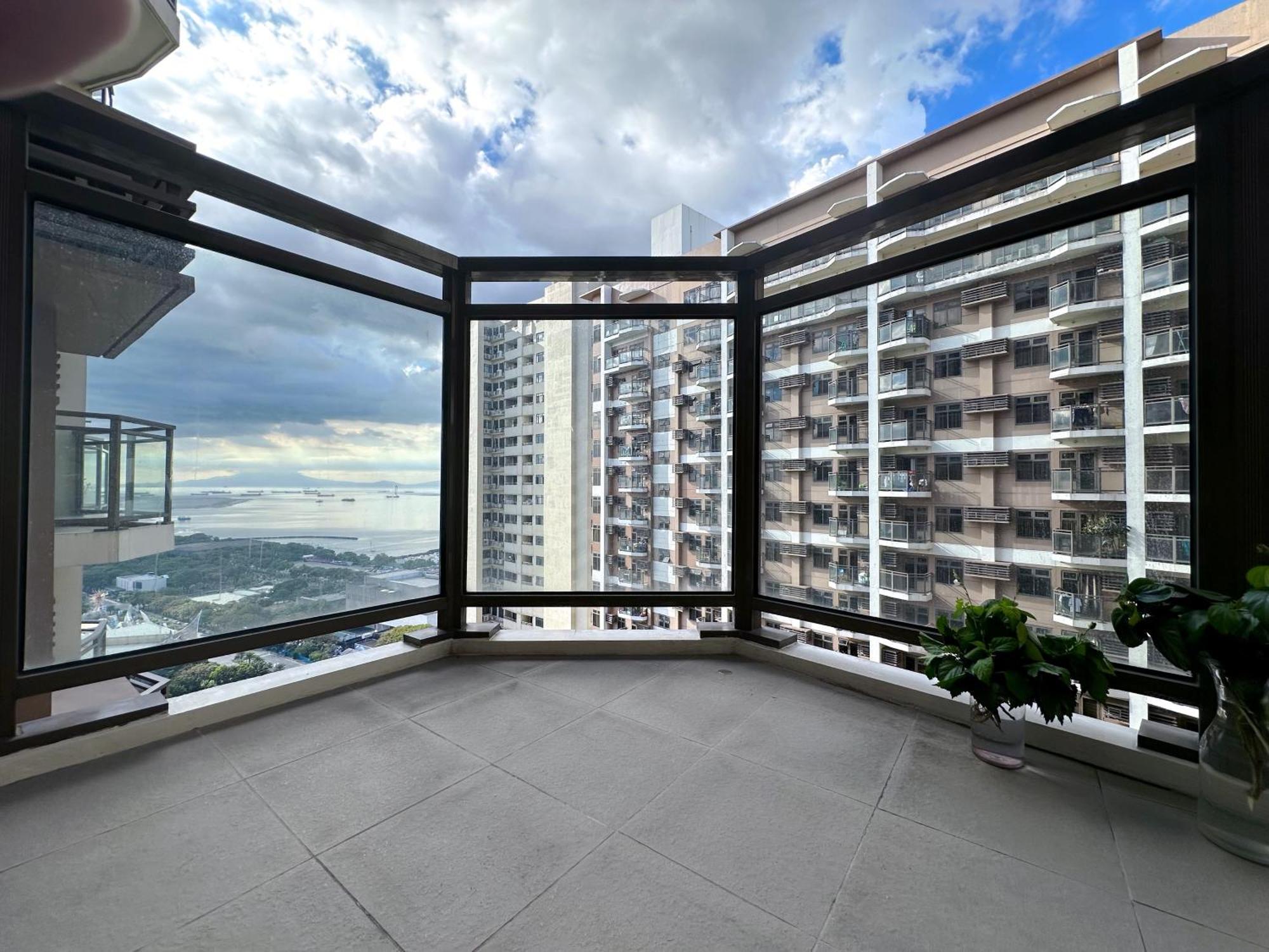 Апартаменты The Radiance Manila Bay Экстерьер фото